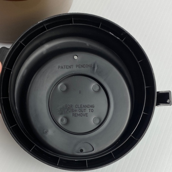 Tim Hortons The Big Tim Mug Thermos 64 oz - Picture 9 of 9